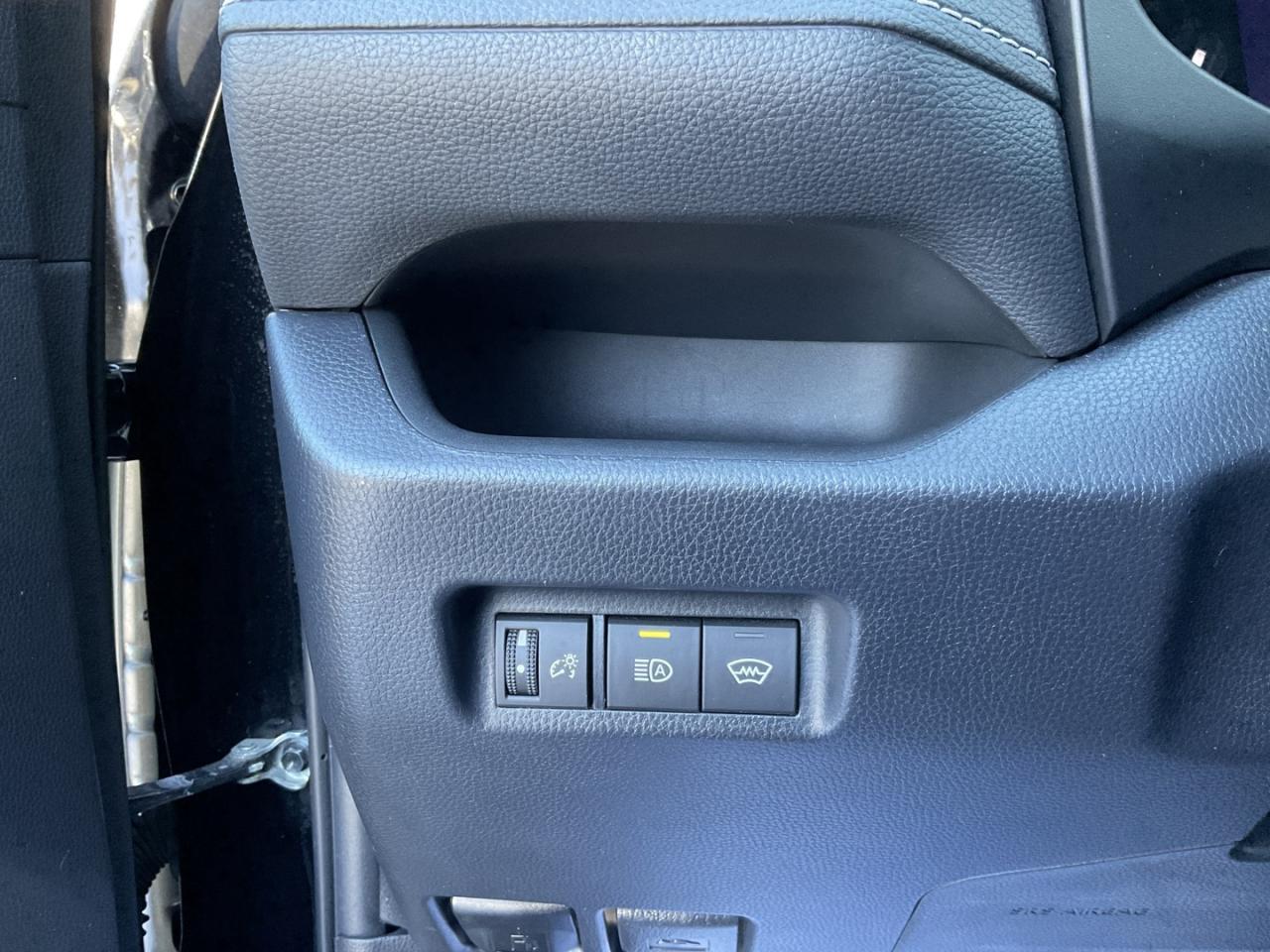 2023 Toyota RAV4 LE AWD - SAFETY SENSE! BACK-UP CAM! BSM! Photo