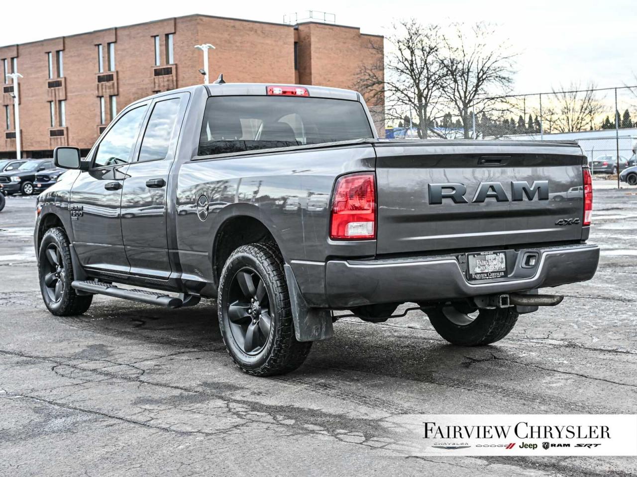 2019 RAM 1500 Classic ST QUAD   NIGHT EDITION   CARPLAY   20 RIMS   DUAL Photo
