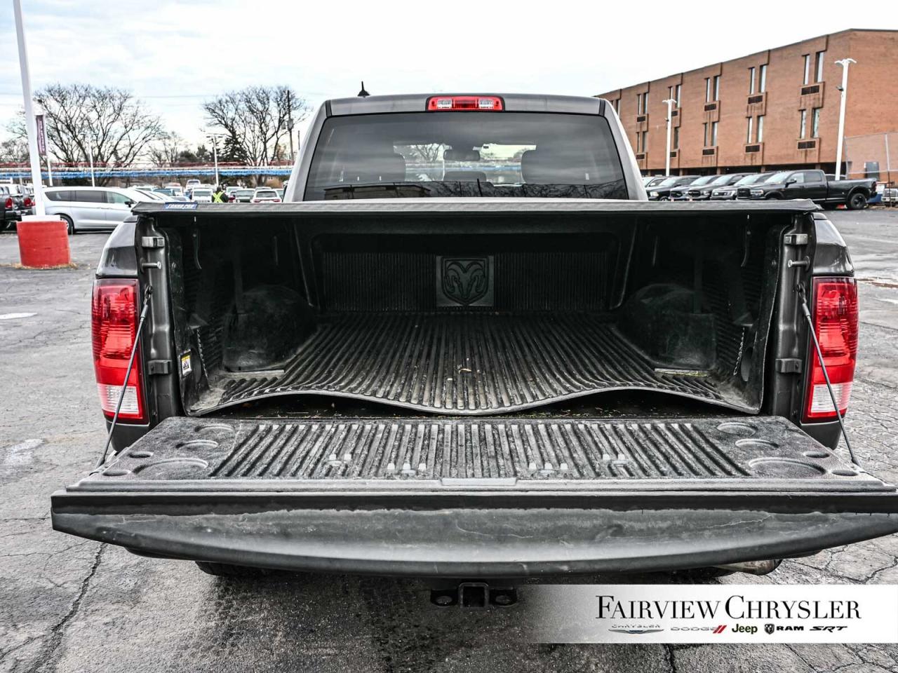 2019 RAM 1500 Classic ST QUAD   NIGHT EDITION   CARPLAY   20 RIMS   DUAL Photo