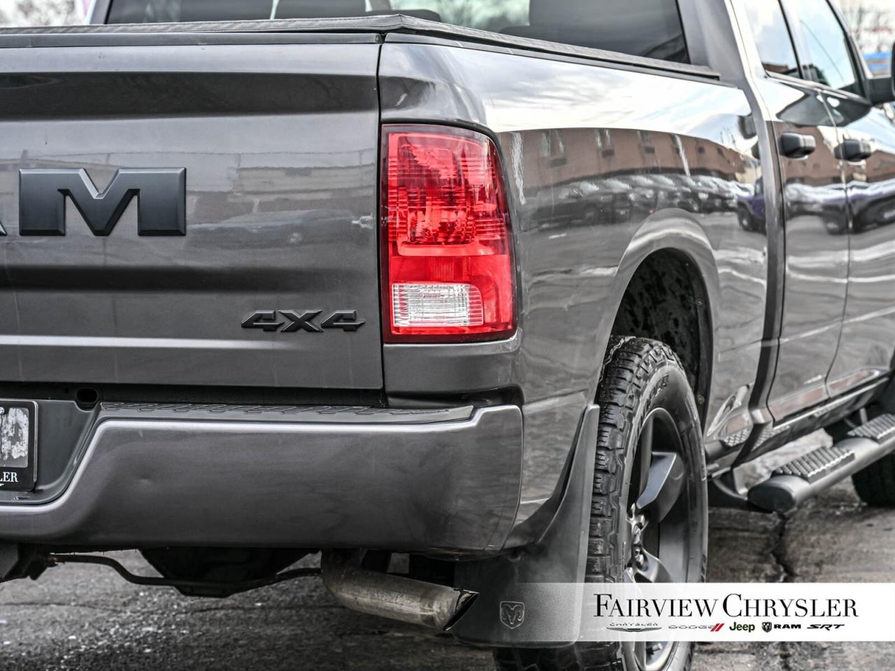 2019 RAM 1500 Classic ST QUAD   NIGHT EDITION   CARPLAY   20 RIMS   DUAL Photo
