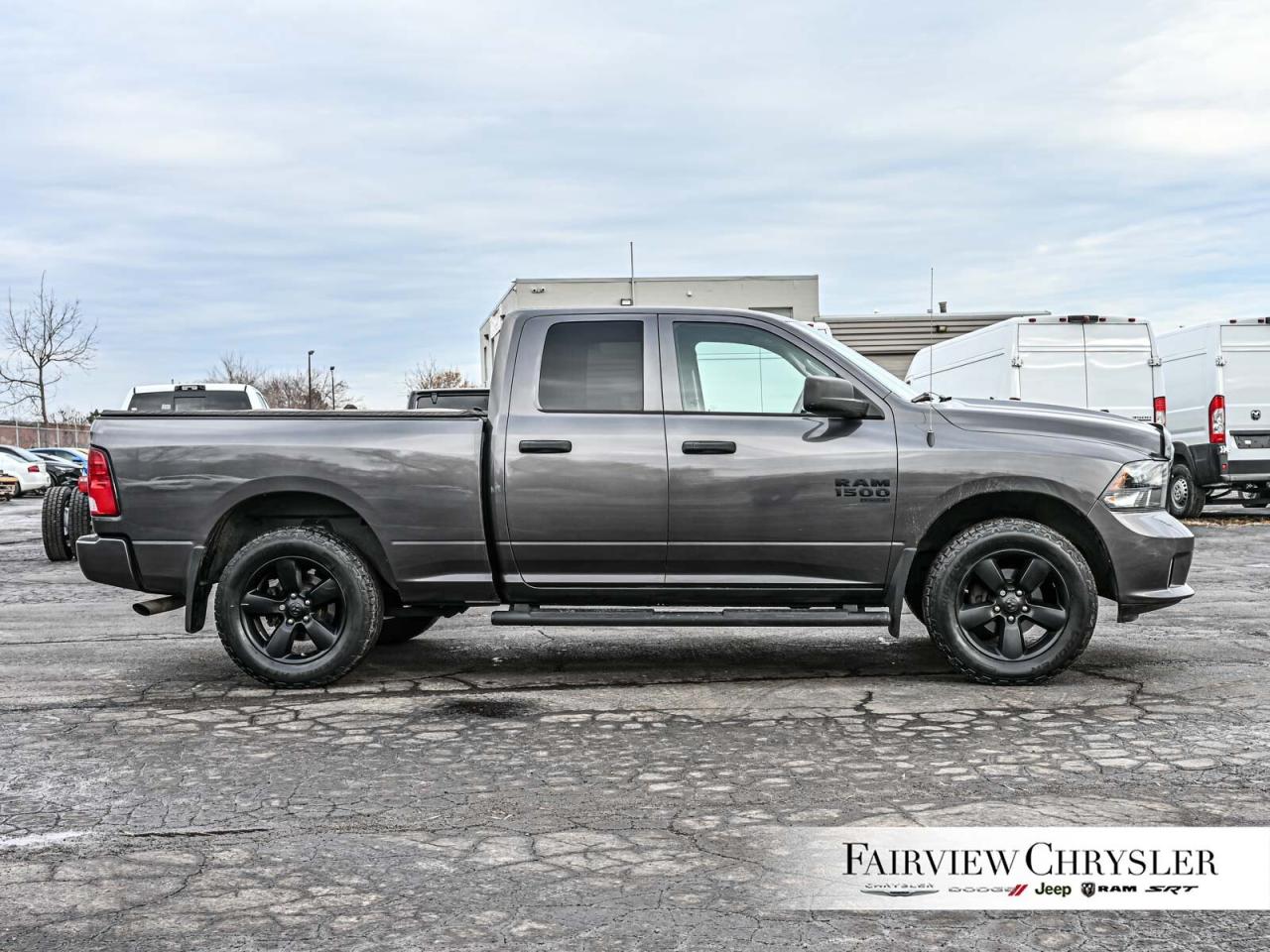 2019 RAM 1500 Classic ST QUAD   NIGHT EDITION   CARPLAY   20 RIMS   DUAL Photo