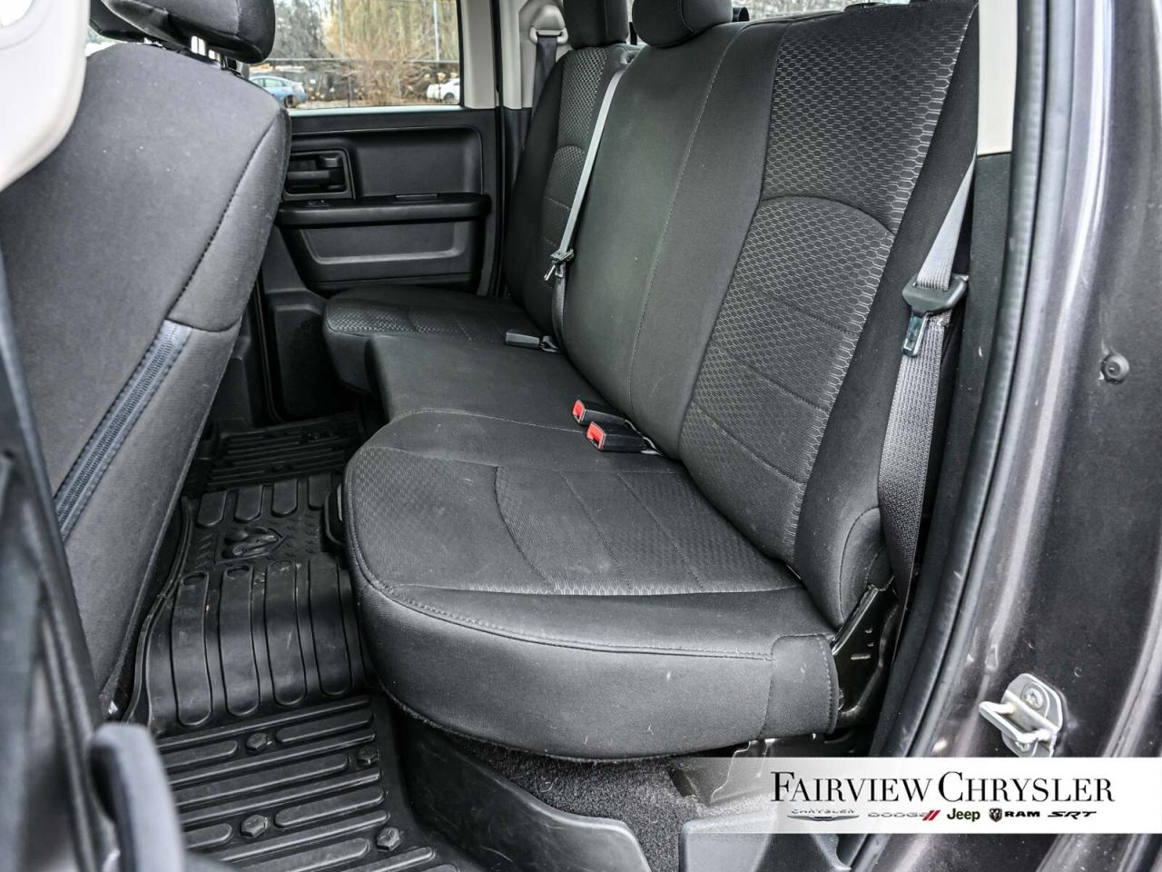 2019 RAM 1500 Classic ST QUAD   NIGHT EDITION   CARPLAY   20 RIMS   DUAL Photo