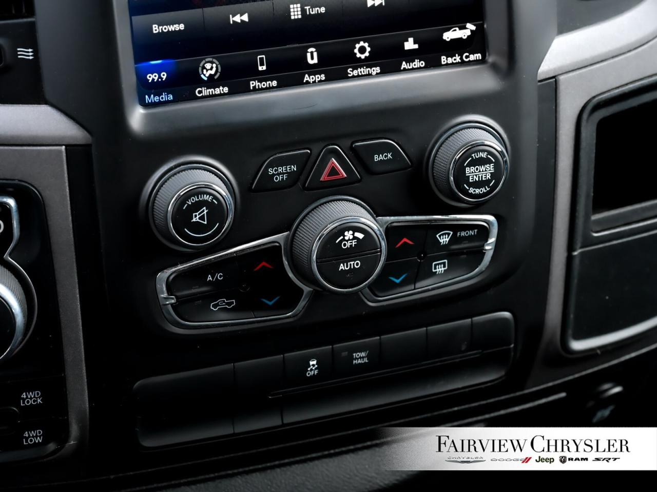 2019 RAM 1500 Classic ST QUAD   NIGHT EDITION   CARPLAY   20 RIMS   DUAL Photo