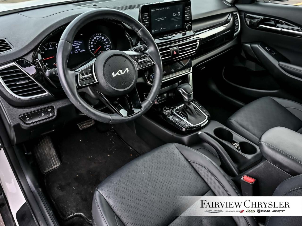 2022 Kia Seltos EX SUNROOF   LEATHER   CARPLAY   HEATED SEATS Photo