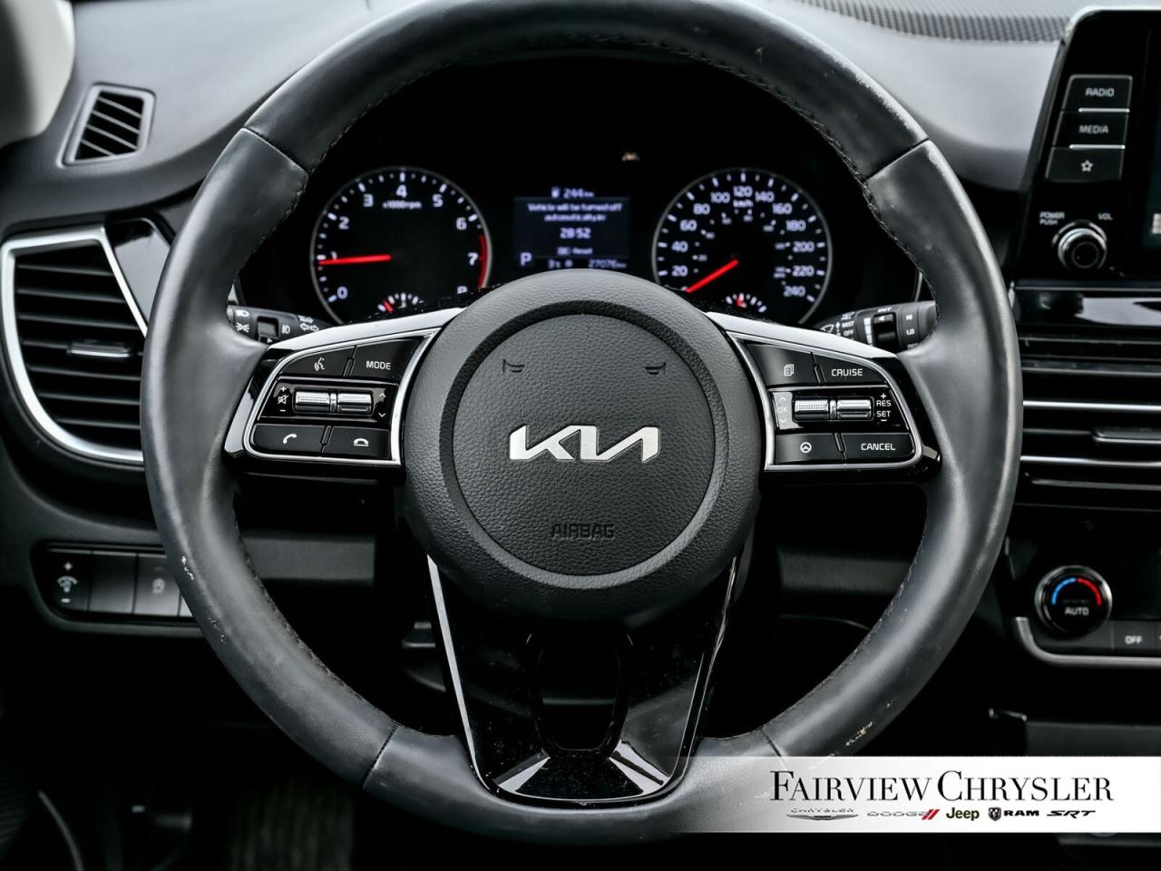 2022 Kia Seltos EX SUNROOF   LEATHER   CARPLAY   HEATED SEATS Photo