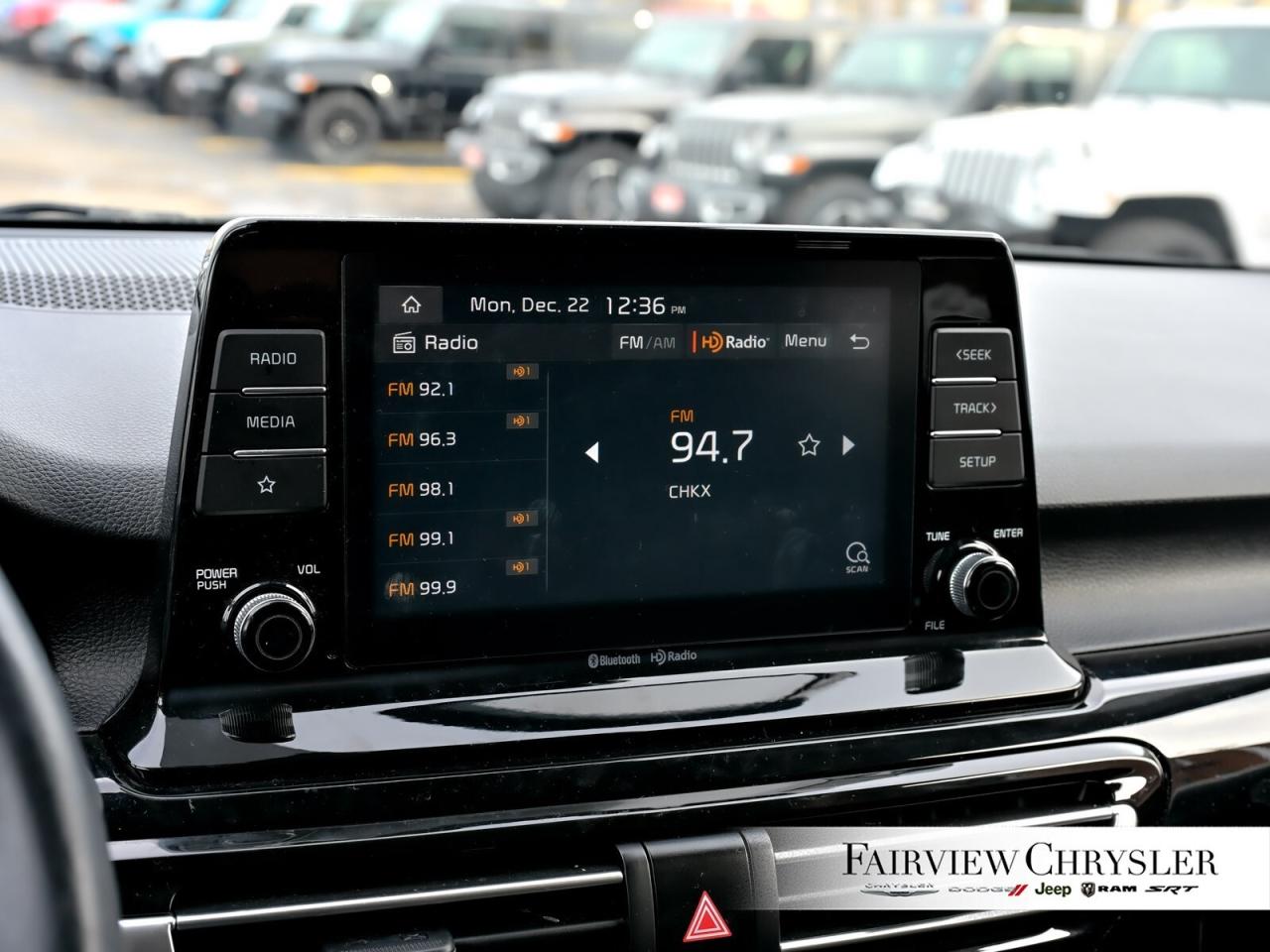 2022 Kia Seltos EX SUNROOF   LEATHER   CARPLAY   HEATED SEATS Photo