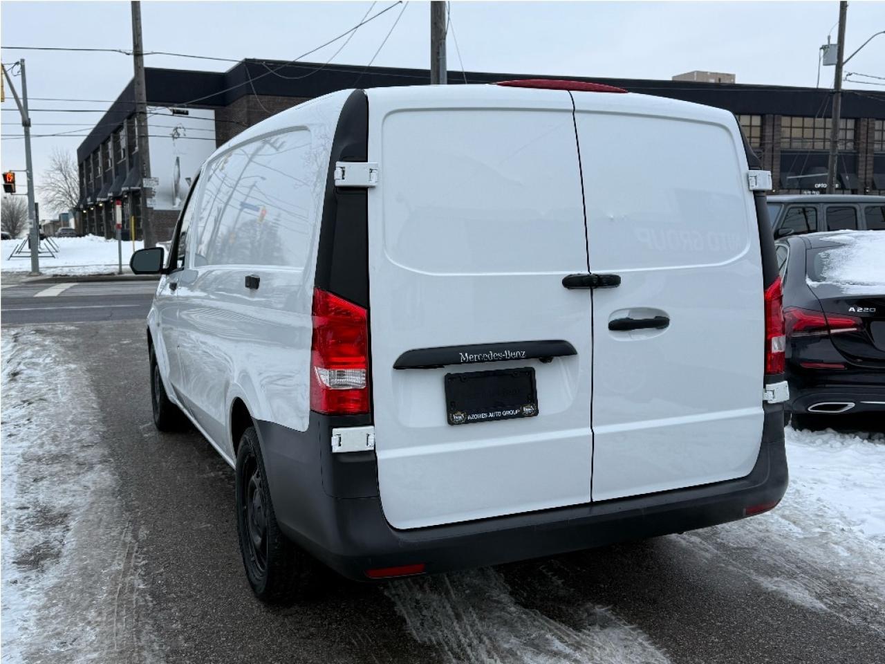 2018 Mercedes-Benz Metris Cargo Van 135 WheelBase  Only 108,912km B.Cam NewBrakes Photo