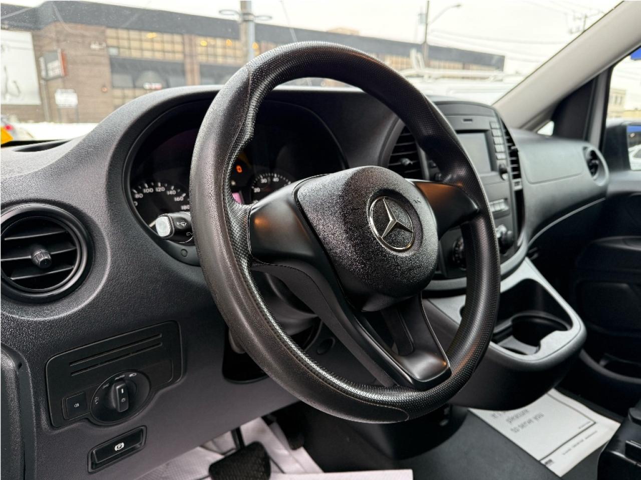 2018 Mercedes-Benz Metris Cargo Van 135 WheelBase  Only 108,912km B.Cam NewBrakes Photo