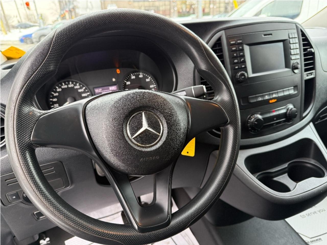 2018 Mercedes-Benz Metris Cargo Van 135 WheelBase  Only 108,912km B.Cam NewBrakes Photo