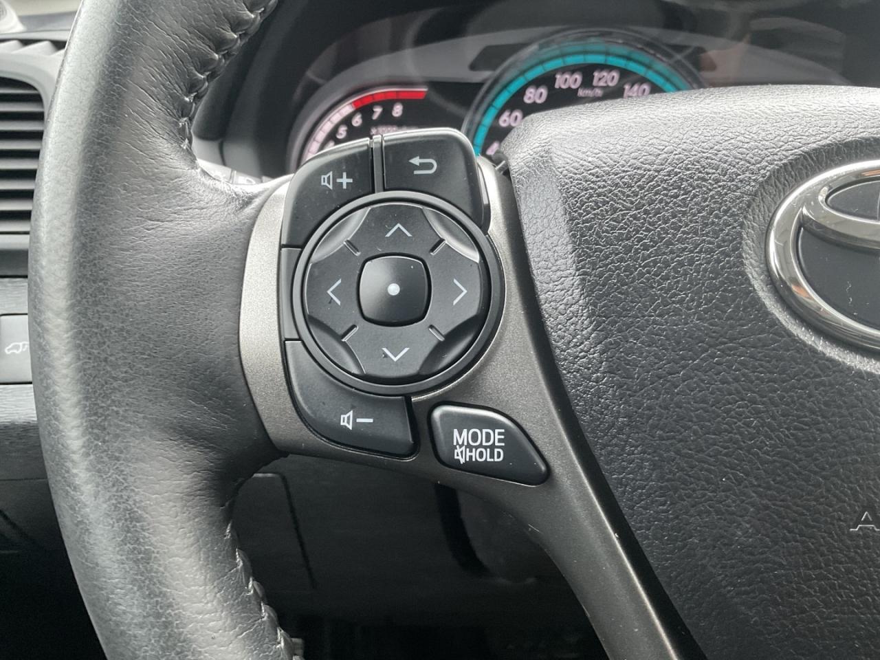 2015 Toyota Venza LIMITED AWD - LEATHER! NAV! BACK-UP CAM! DUAL ROOF Photo