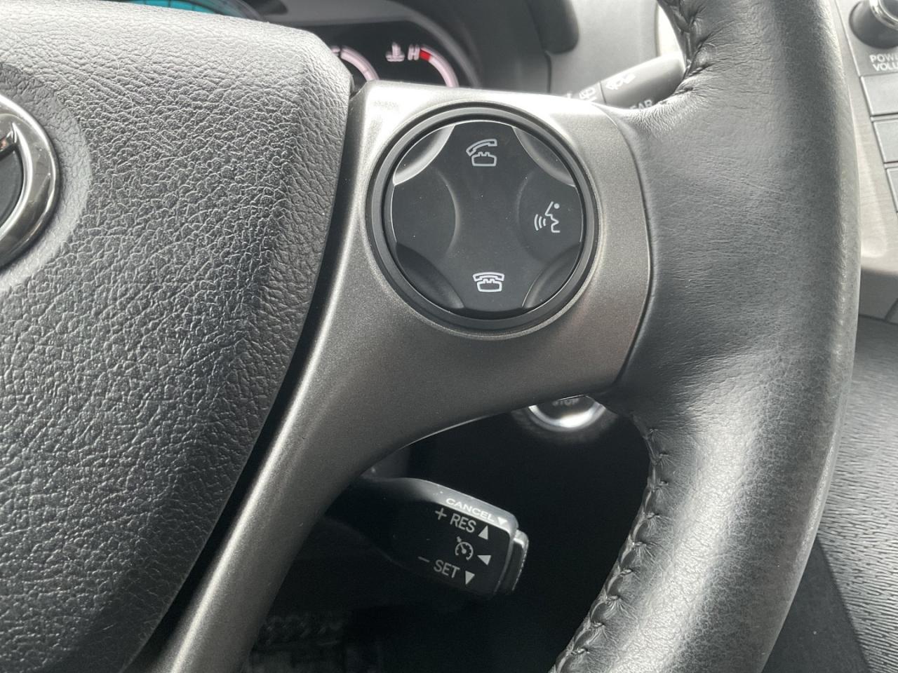 2015 Toyota Venza LIMITED AWD - LEATHER! NAV! BACK-UP CAM! DUAL ROOF Photo