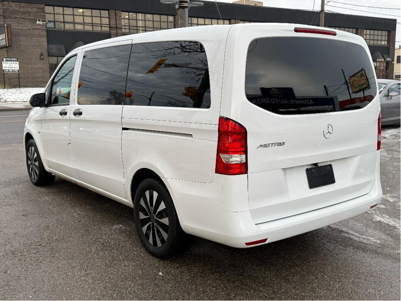 2022 Mercedes-Benz Metris Passenger Van 8 Passenger Clean Carfax Sold Certified BackUpCam Photo