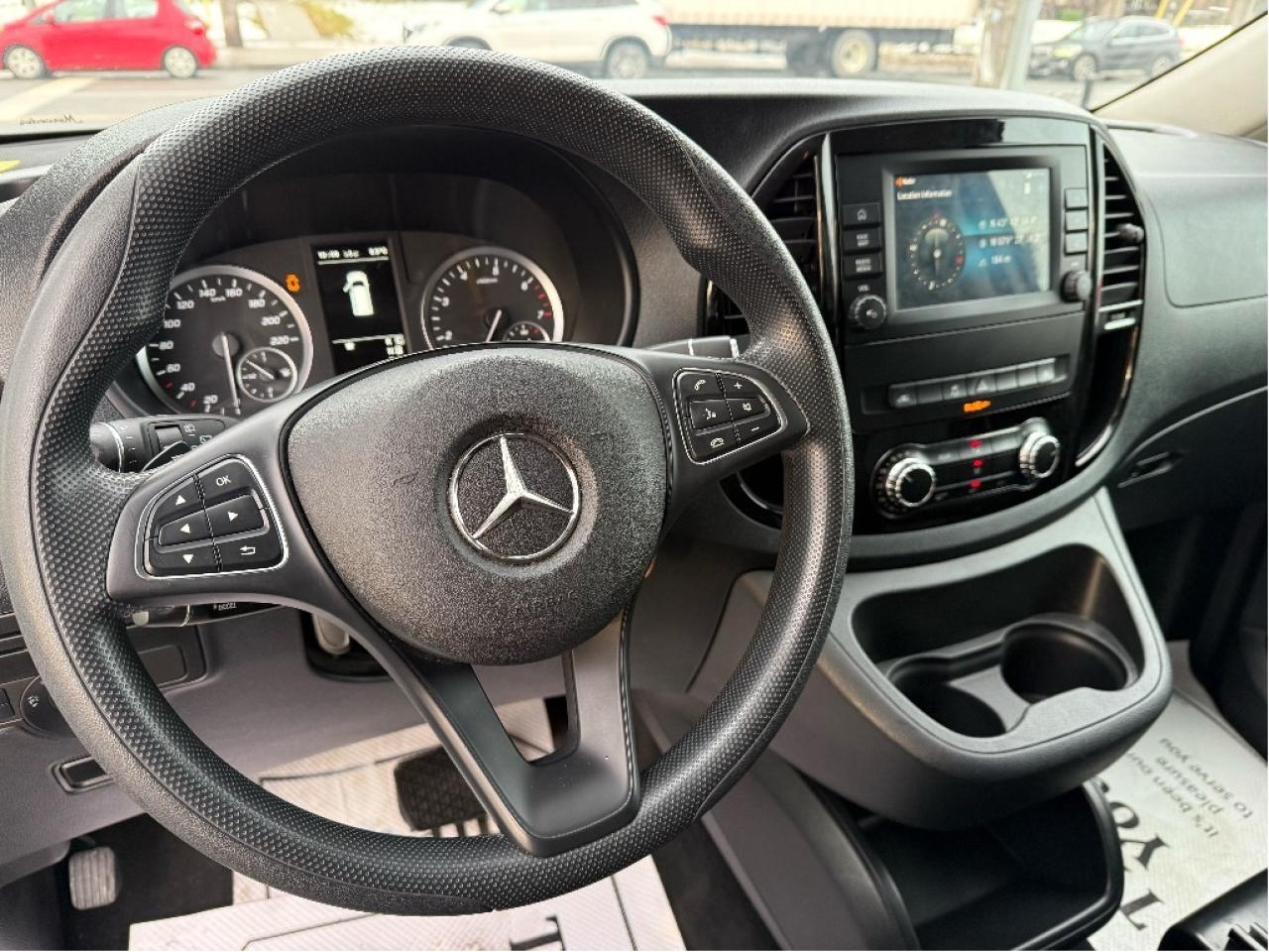 2022 Mercedes-Benz Metris Passenger Van 8 Passenger Clean Carfax Sold Certified BackUpCam Photo