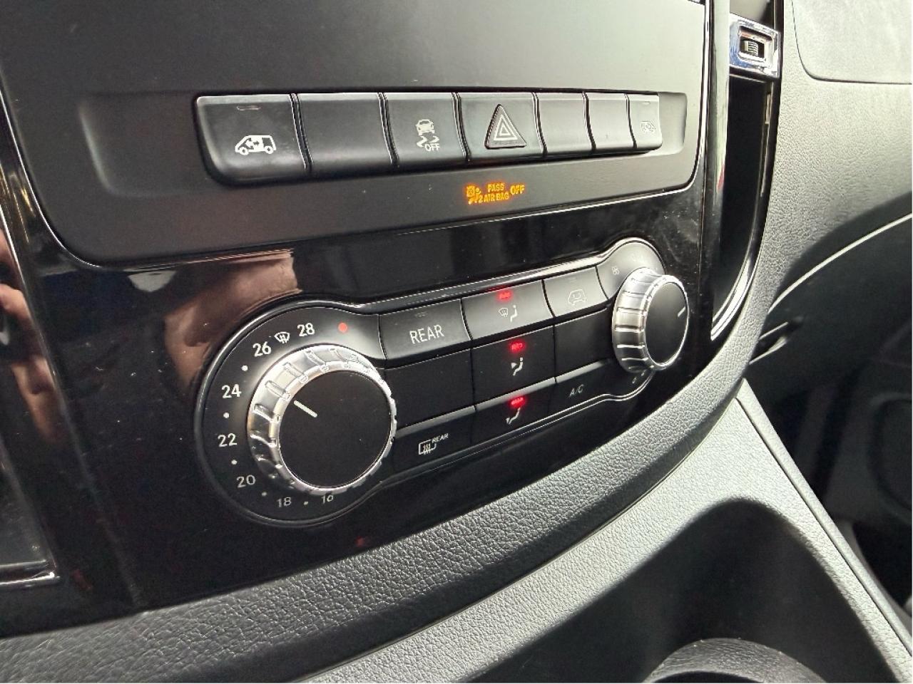 2022 Mercedes-Benz Metris Passenger Van 8 Passenger Clean Carfax Sold Certified BackUpCam Photo