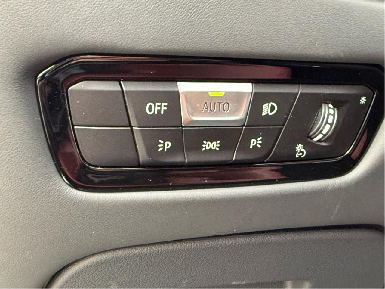 2022 BMW 4 Series M440i xDriveConvertible Loaded Warranty Only22KM Photo