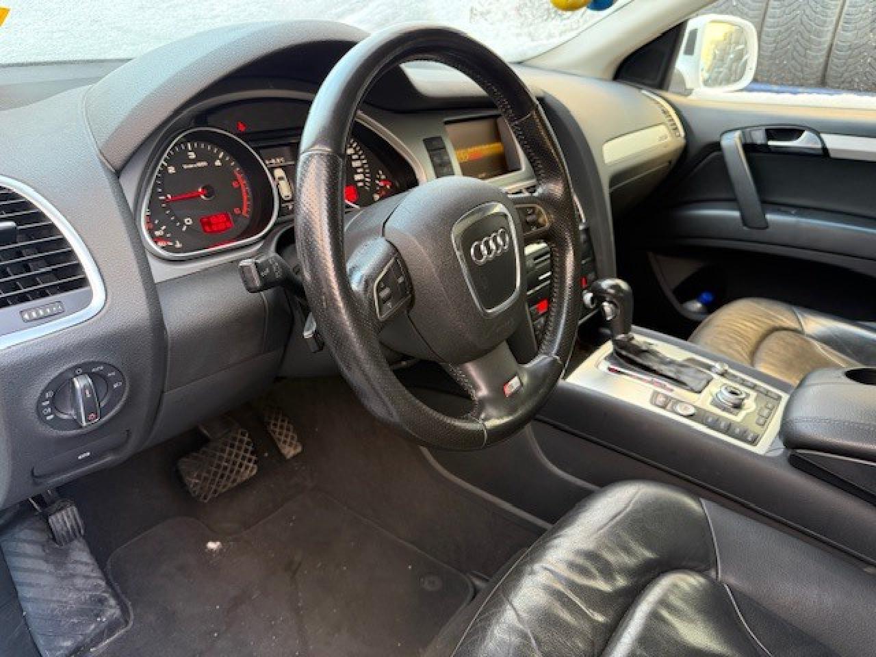 2010 Audi Q7 quattro 4dr 3.0L TDI Premium Photo4