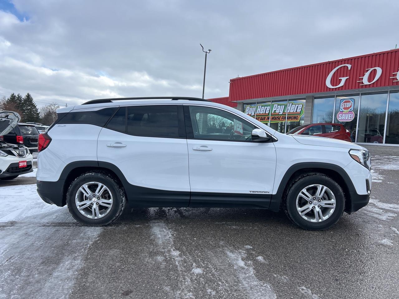 2018 GMC Terrain SLE DIESEL, CLEAN CARFAX, REMOTE START, SUNROOF! Photo4
