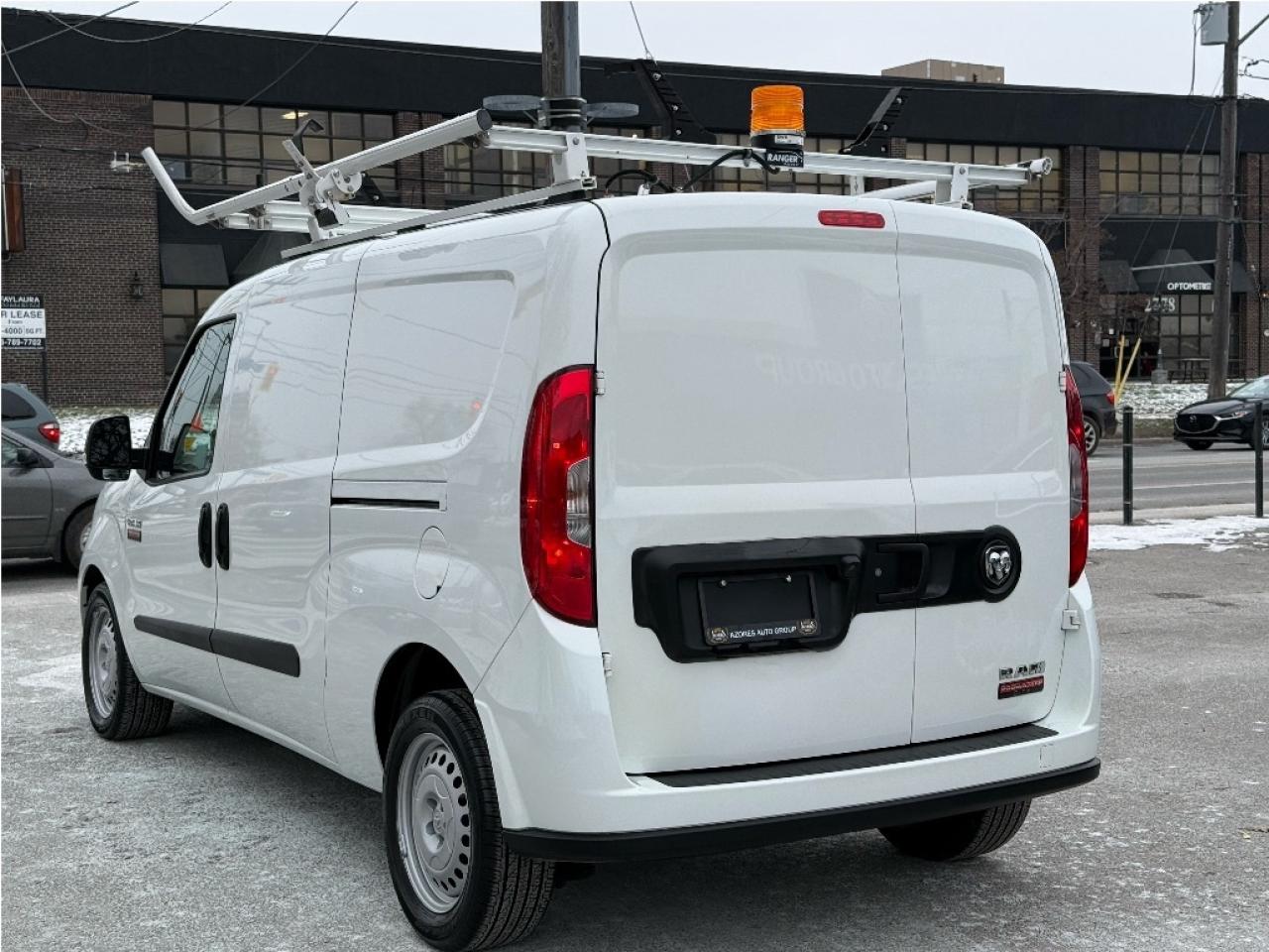2022 RAM ProMaster City Only 24,719km Warranty B.Cam Divider Certified Photo
