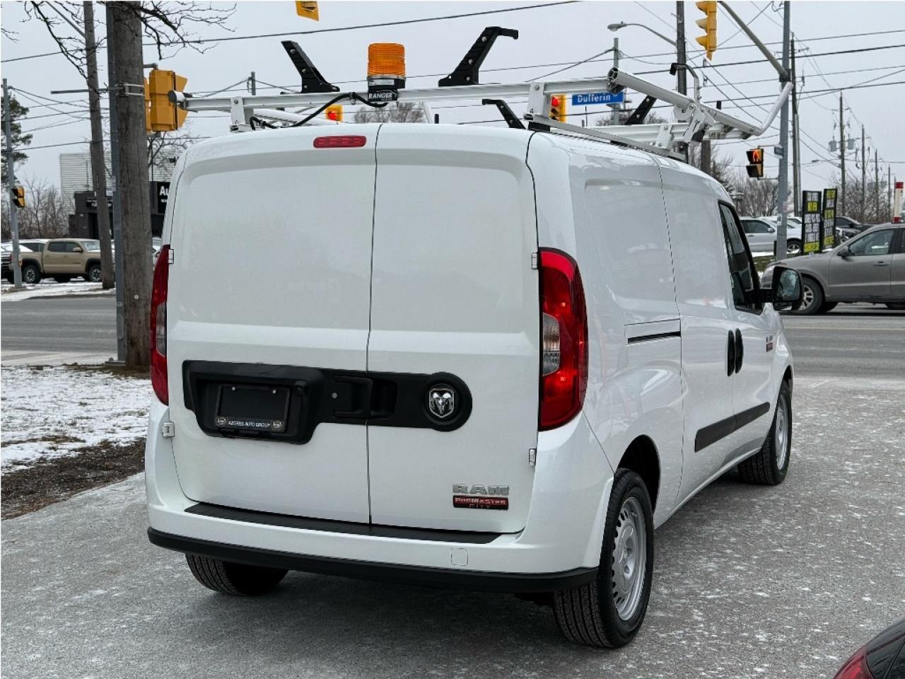 2022 RAM ProMaster City Only 24,719km Warranty B.Cam Divider Certified Photo2