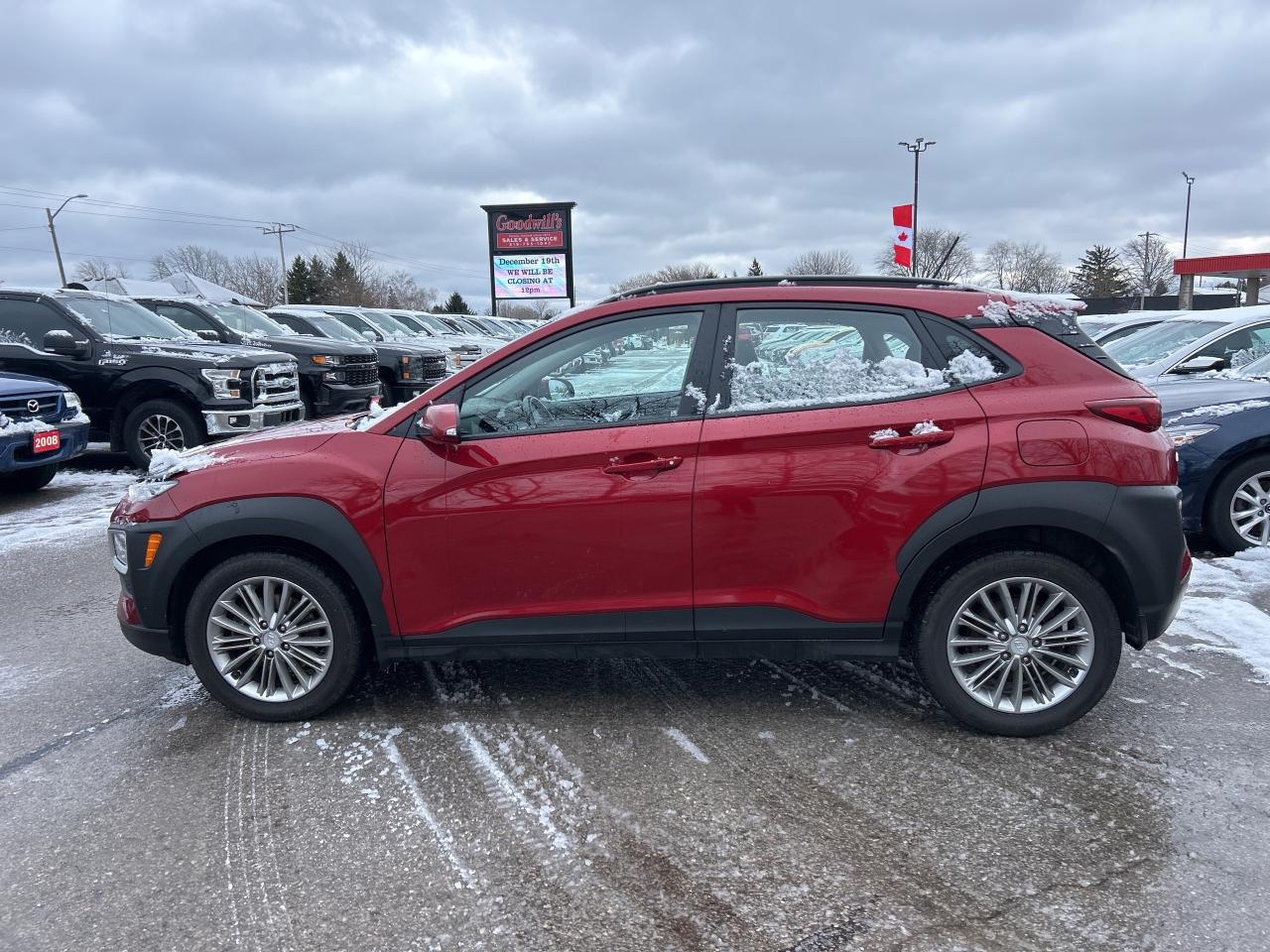 2019 Hyundai KONA SEL, AWD, CLEAN CARFAX, HEATED SEATS AND WHEEL! Photo