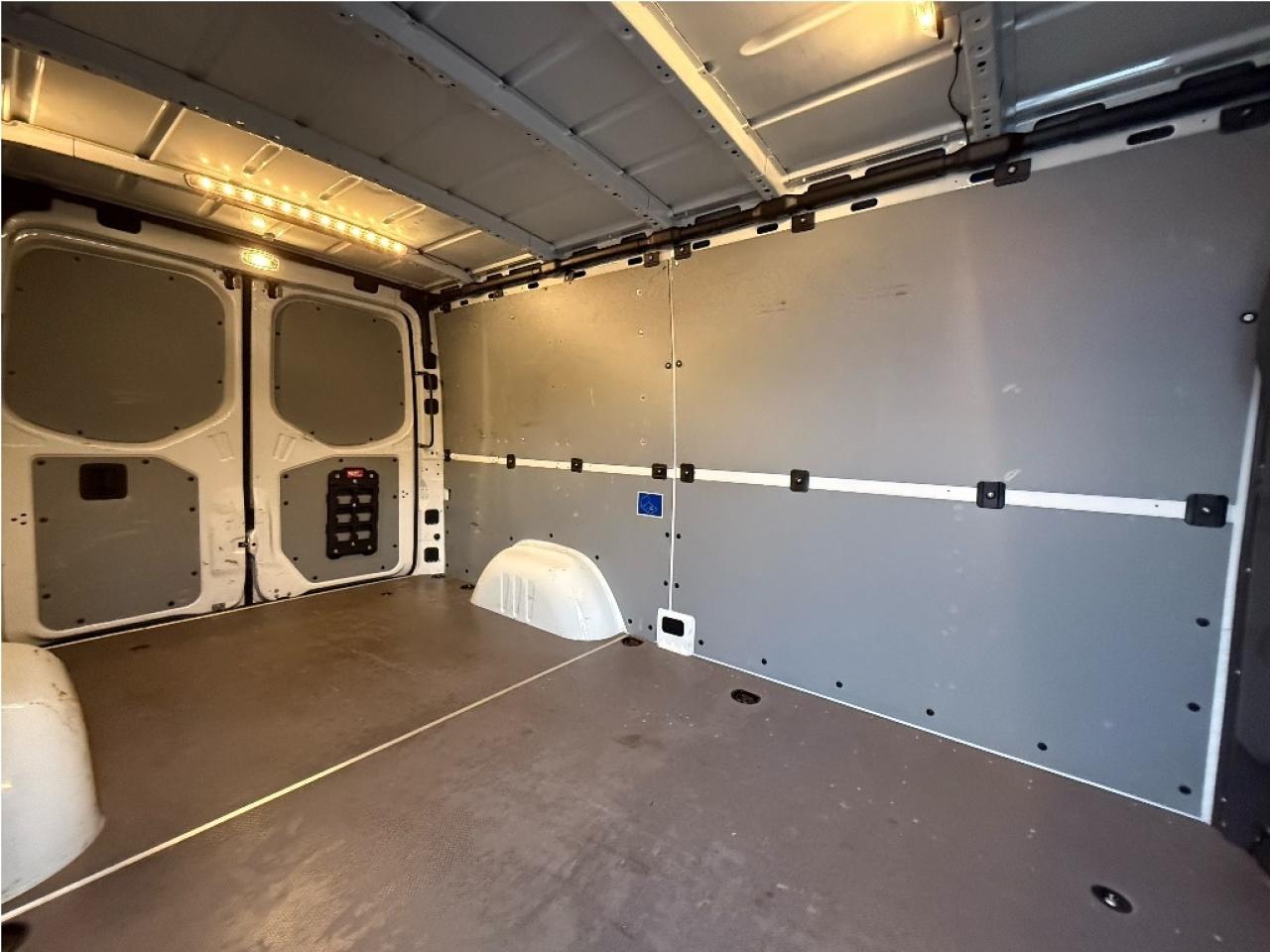 2024 Mercedes-Benz Sprinter Cargo Van 2500 144LowRoof 3Seater Diesel Warranty Certified Photo