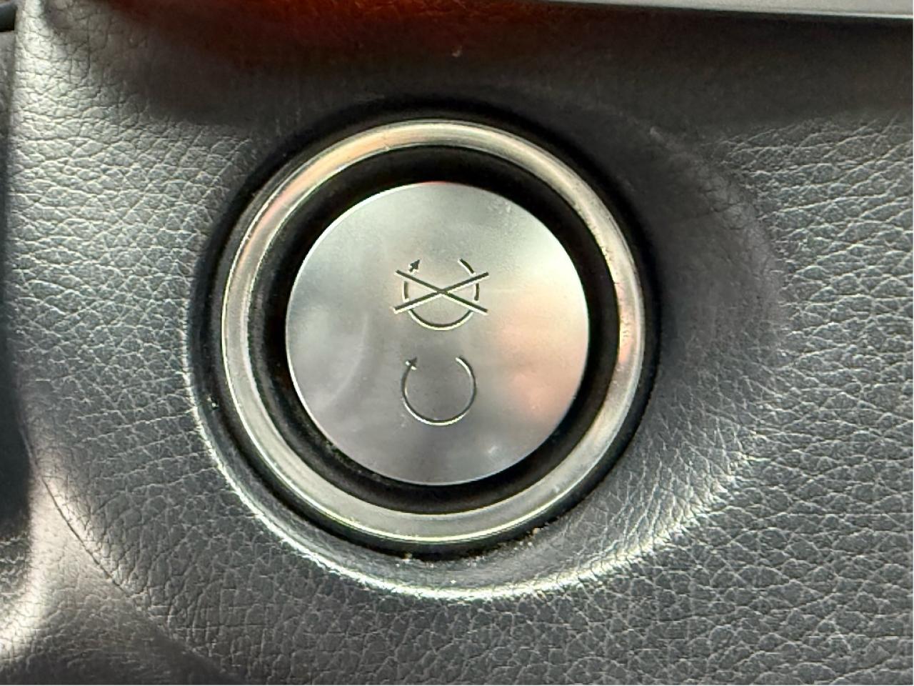 2014 Mercedes-Benz E-Class Wagon E350 4MATIC AWD 7 Seater Loaded Certified Photo