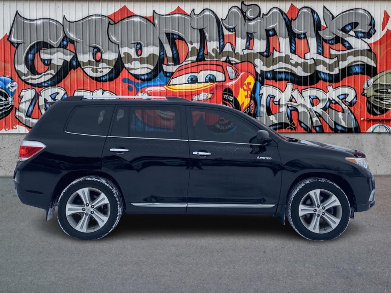 2013 Toyota Highlander LIMITED, 4X4, HEATED LEATHER, 6 PASSENGER, SUNROOF Photo0