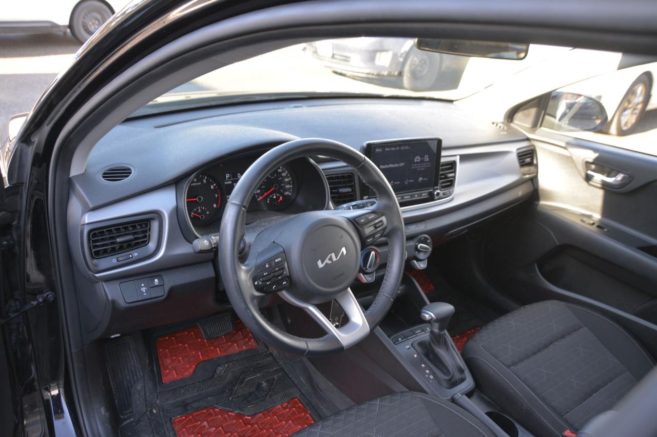 2023 Kia Rio 5-door RIO S Photo