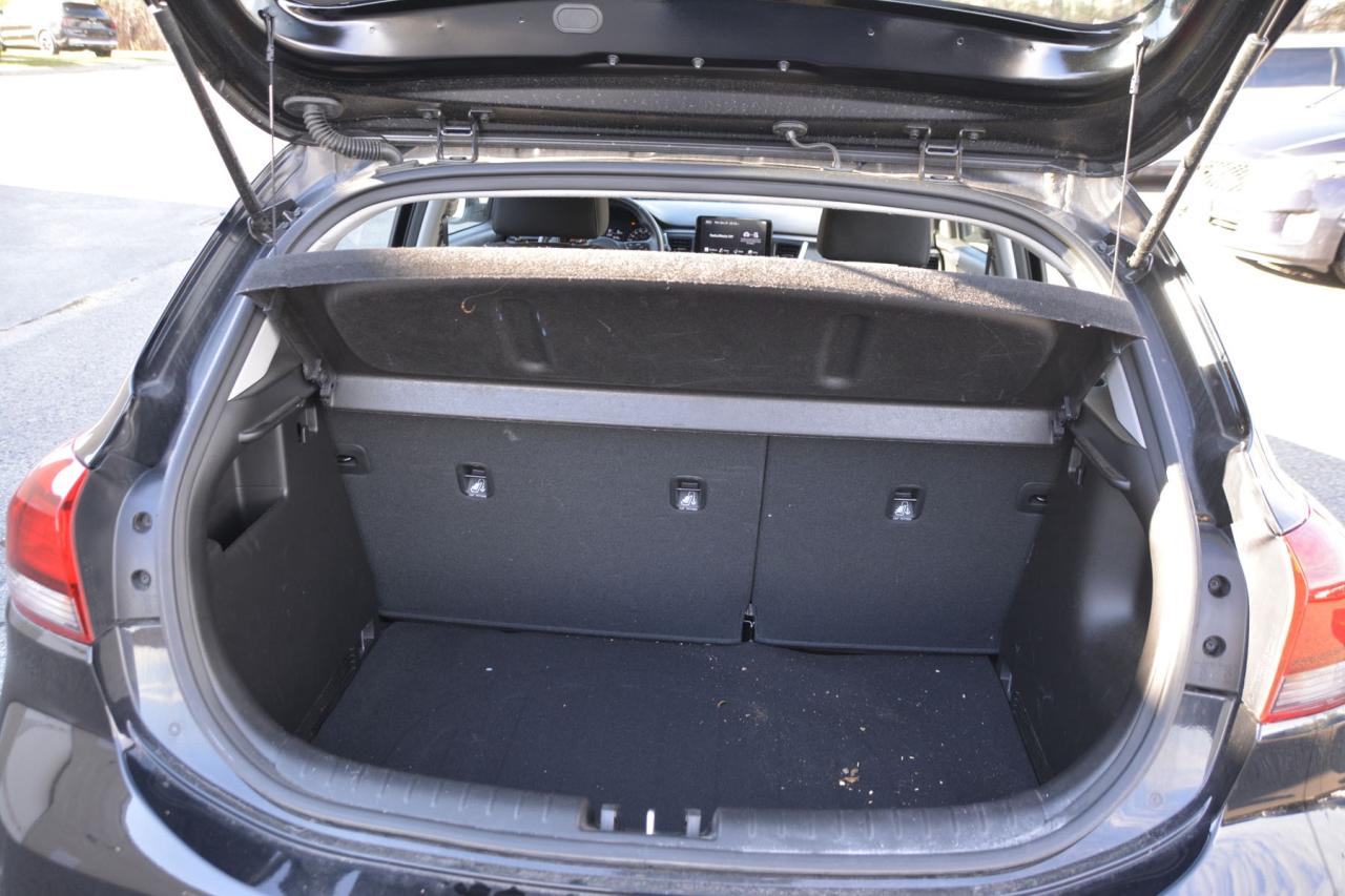 2023 Kia Rio 5-door RIO S Photo