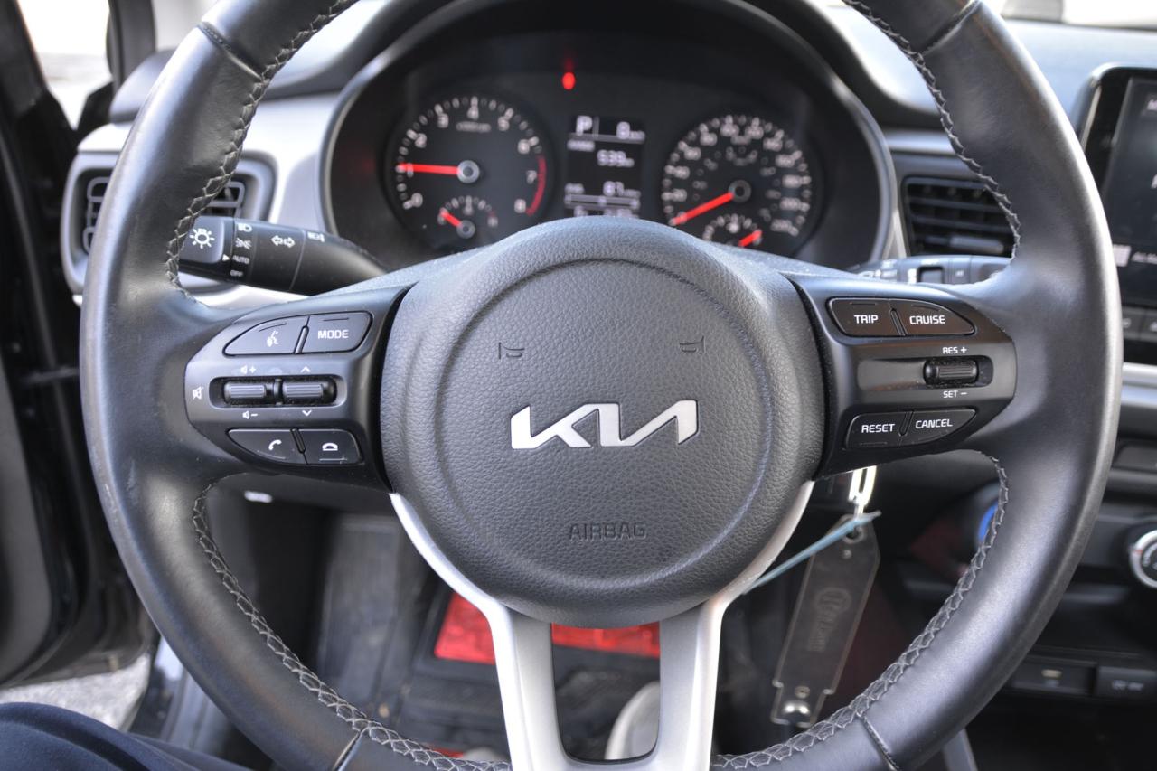 2023 Kia Rio 5-door RIO S Photo