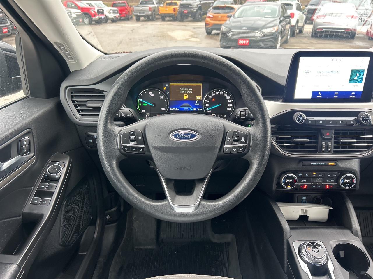 2021 Ford Escape SE PLUG IN HYBRID, CLEAN CARFAX, FACTORY WARRANTY! Photo