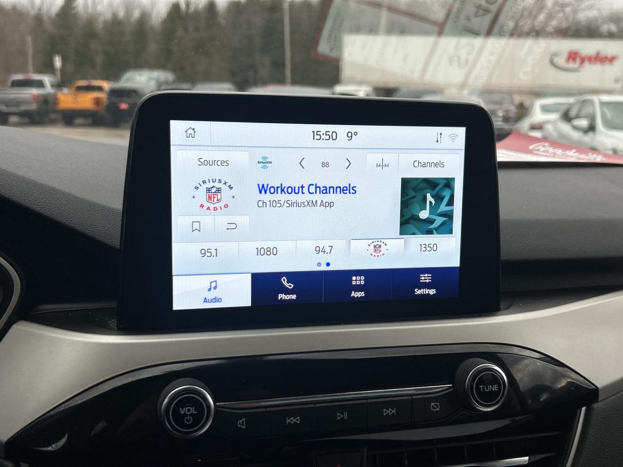 2021 Ford Escape SE PLUG IN HYBRID, CLEAN CARFAX, FACTORY WARRANTY! Photo