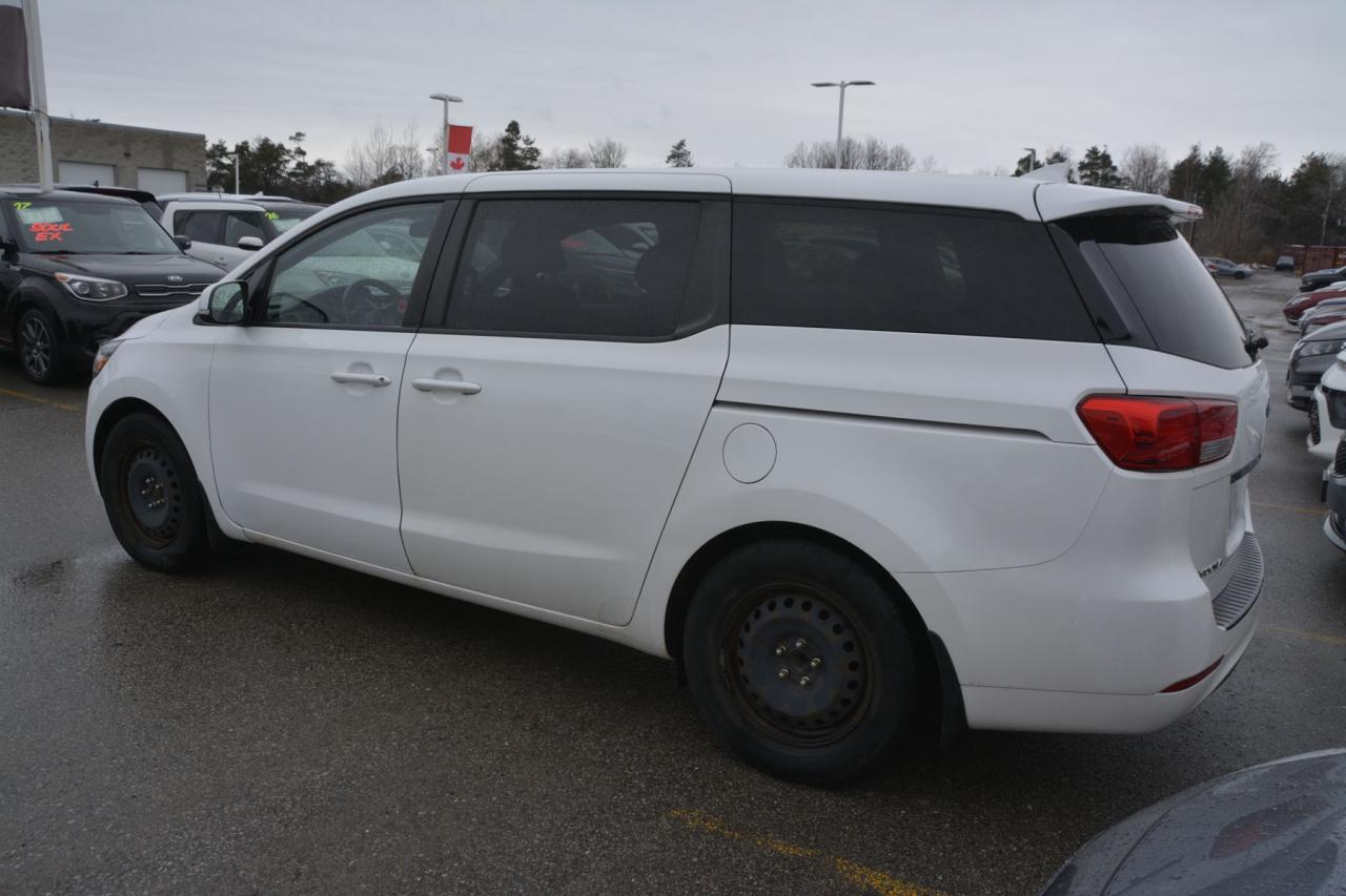 2016 Kia Sedona SEDONA L Photo