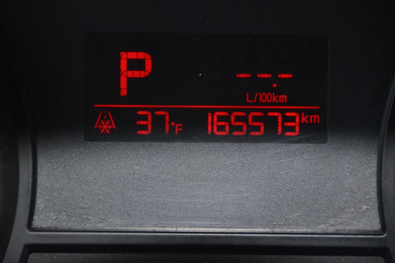 2016 Kia Sedona SEDONA L Photo