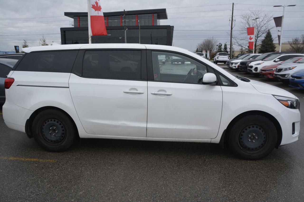 2016 Kia Sedona SEDONA L Photo