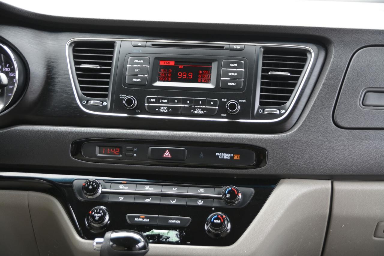 2016 Kia Sedona CERTIFIED Photo