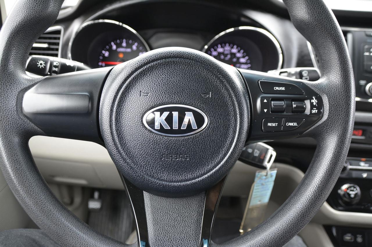 2016 Kia Sedona CERTIFIED Photo