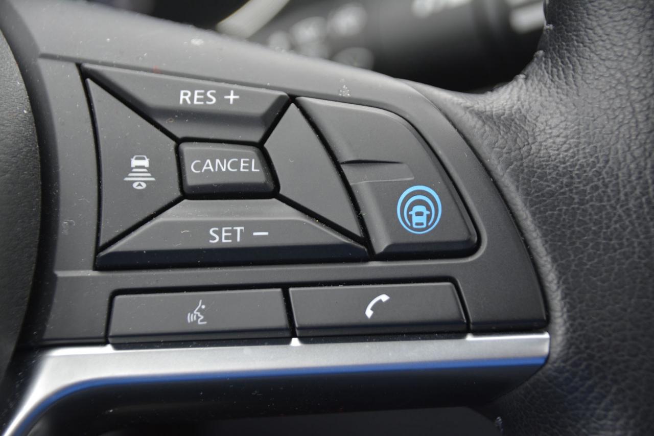 2023 Nissan Qashqai QASHQAI SV Photo