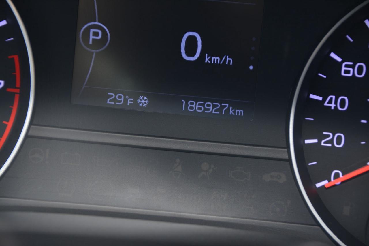 2017 Kia Sportage Certified Photo4