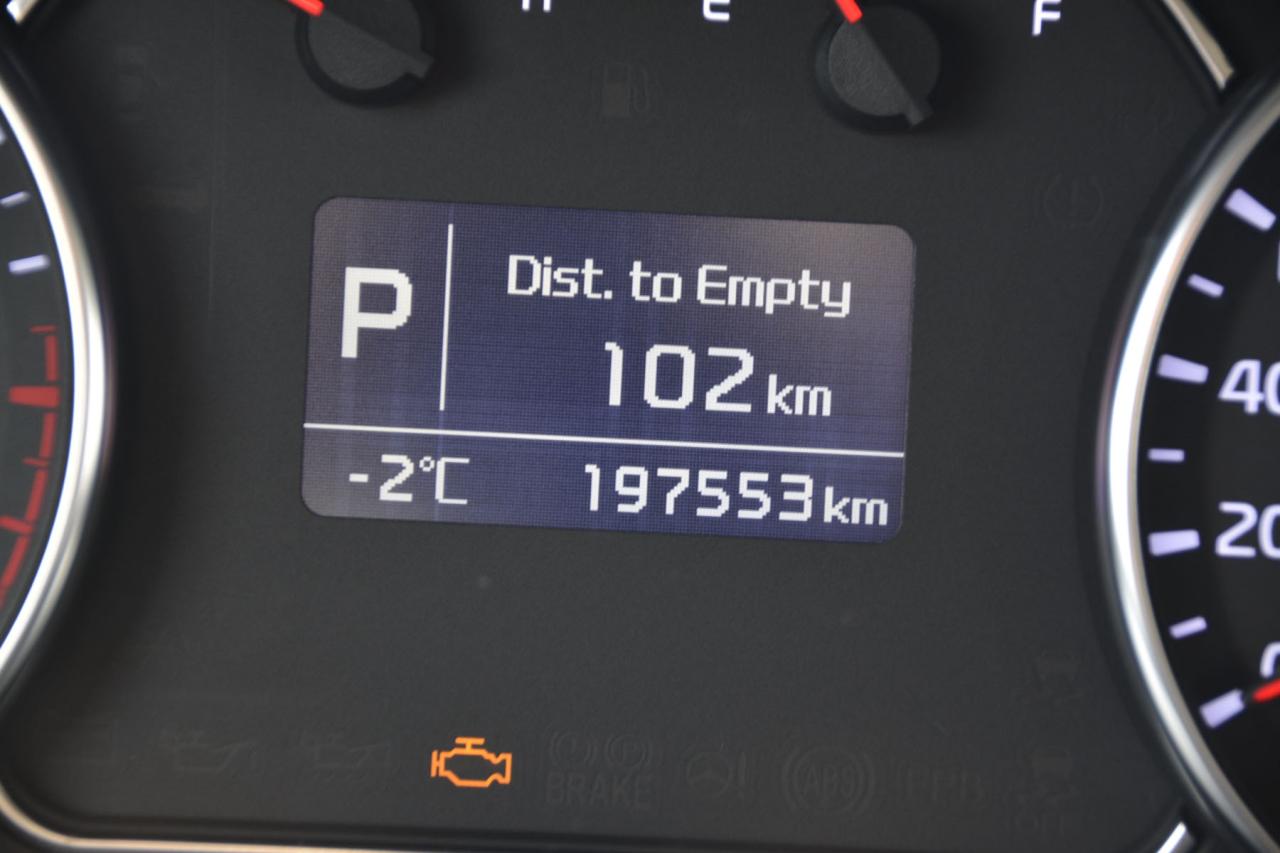 2016 Kia Rondo RONDO Photo