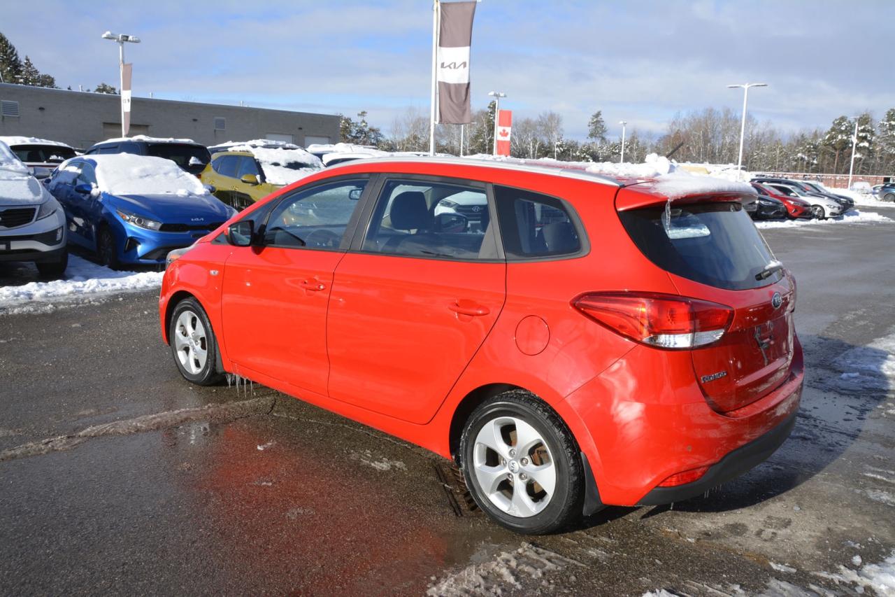 2016 Kia Rondo RONDO Photo