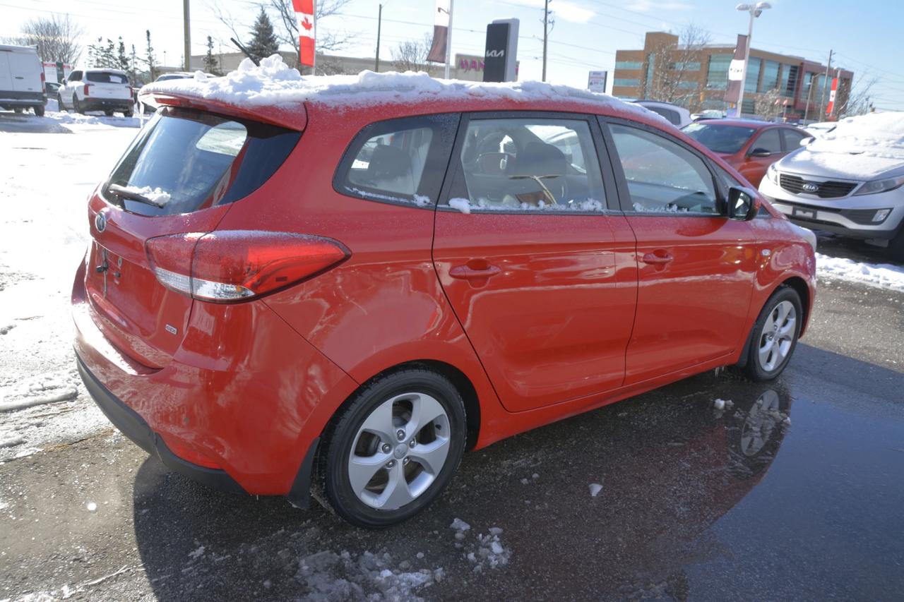 2016 Kia Rondo RONDO Photo