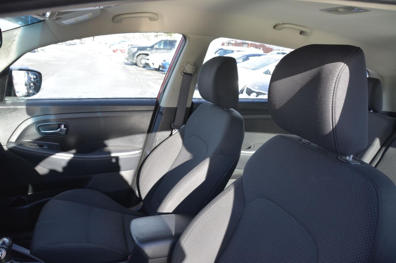 2016 Kia Rondo RONDO Photo