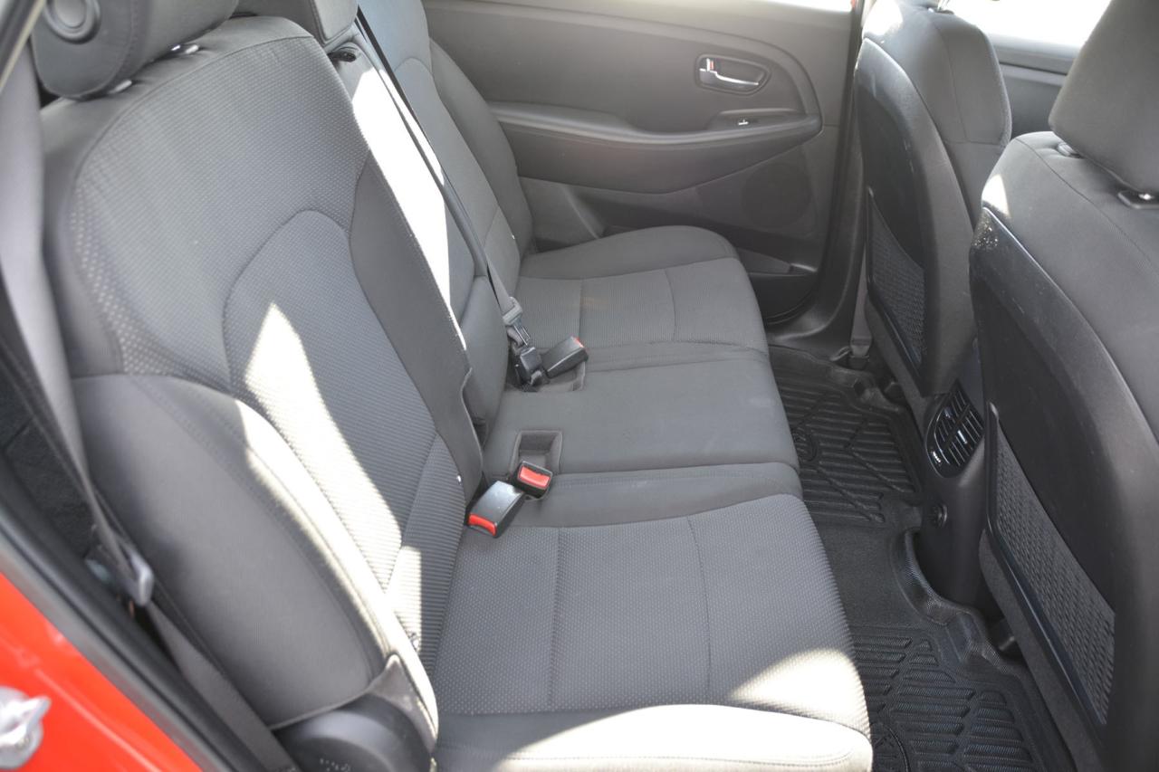 2016 Kia Rondo RONDO Photo