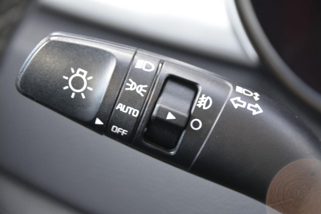 2016 Kia Rondo RONDO Photo