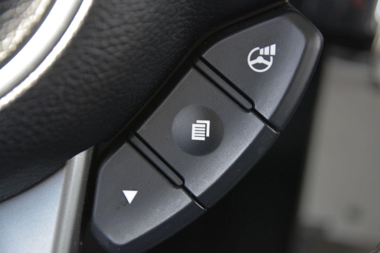 2016 Kia Rondo RONDO Photo