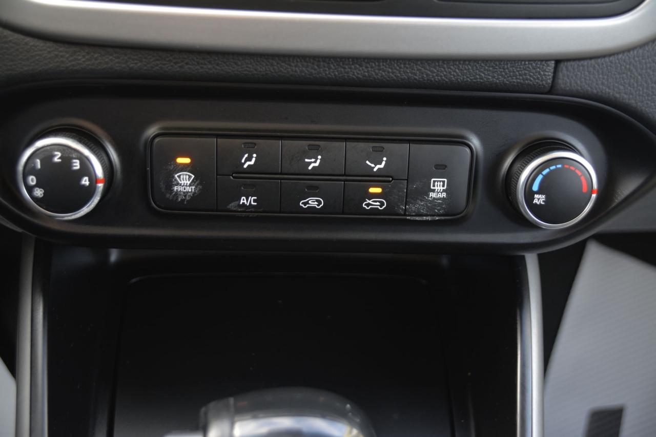 2016 Kia Rondo RONDO Photo