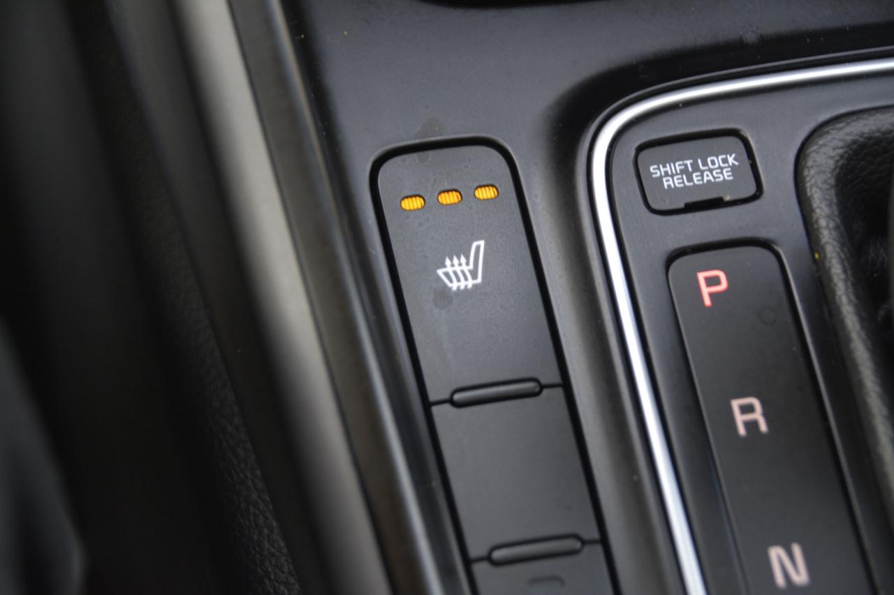 2016 Kia Rondo RONDO Photo