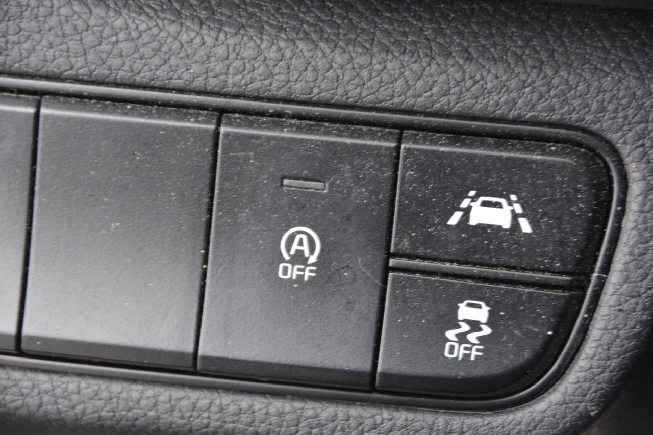 2021 Kia Seltos SELTOS EX Photo