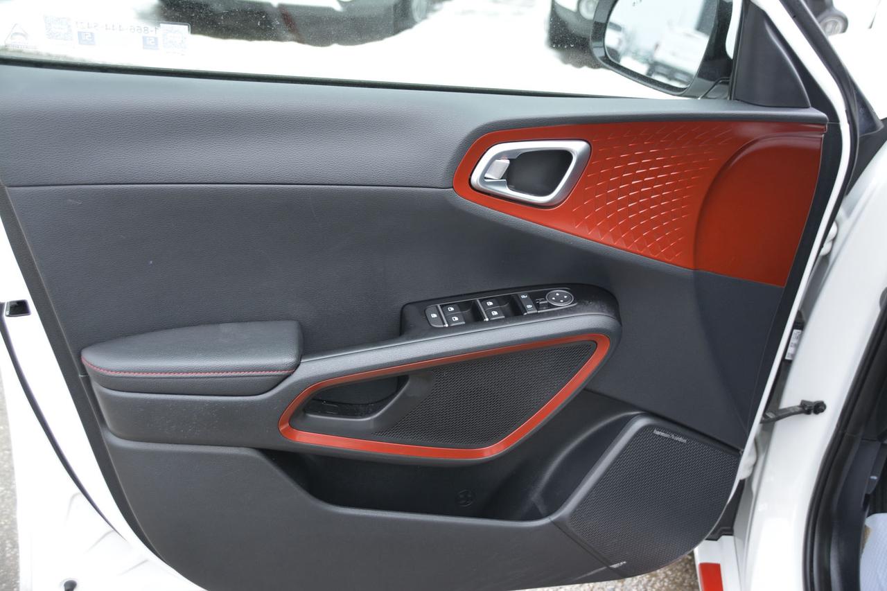 2022 Kia Soul GT-LINE Limited IVT Photo